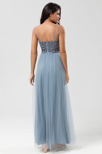 Chic Romántico A Line Spaghetti Straps Dusty Blue Long Bridesmaid Dress con abalorios